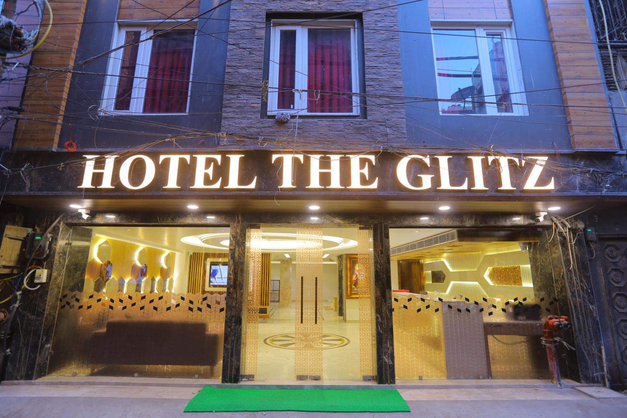 Hotel Glitz - Walk In From New Delhi Railway Station Exteriör bild